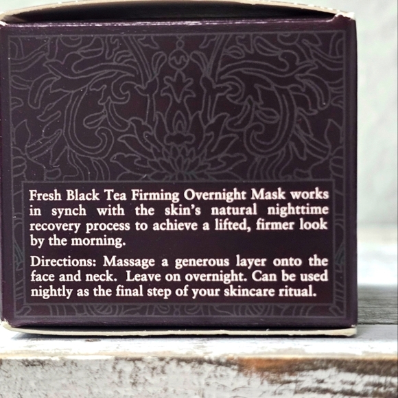 π’3 for $30π’ FRESH BLACK TEA FIRMING OVERNIGHT MASK - Picture 5 of 9